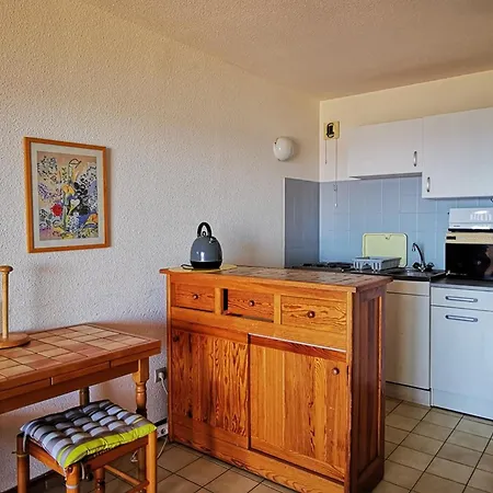 T2 Pour 4 Personnes Avec Terrasse, Vue Mer, Parking - Fr-1-803-36 Le Lavandou
