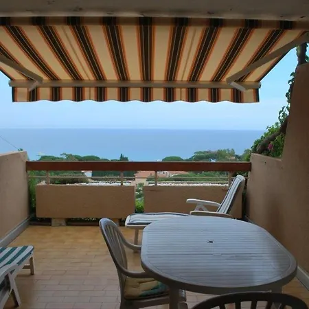 T2 Pour 4 Personnes Avec Terrasse, Vue Mer, Parking - Fr-1-803-36 *